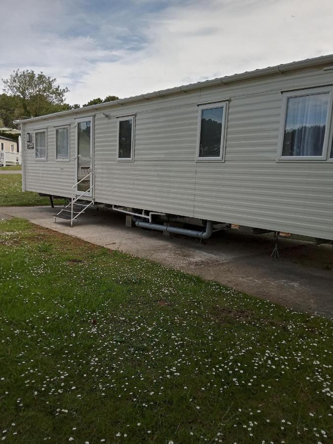 Exclusive 3 Bedroom Caravan, Sleeps 8 People At Parkdean Newquay Holiday Park, Cornwall, Uk 외부 사진